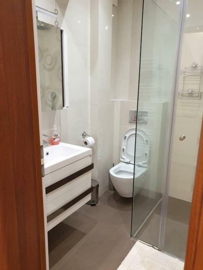 Luxury 2 Bedroom,2 Bathroom Apart ,Free Parking Plovdiv Exteriör bild